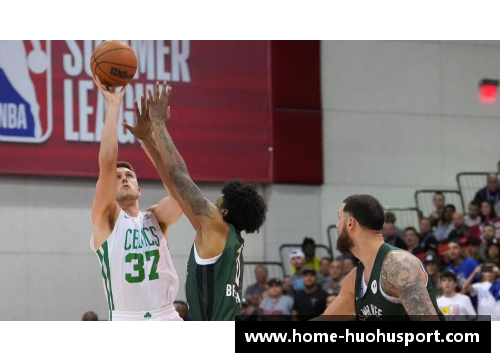 NBA球员崴脚瞬间：激烈比赛中的意外时刻汇编